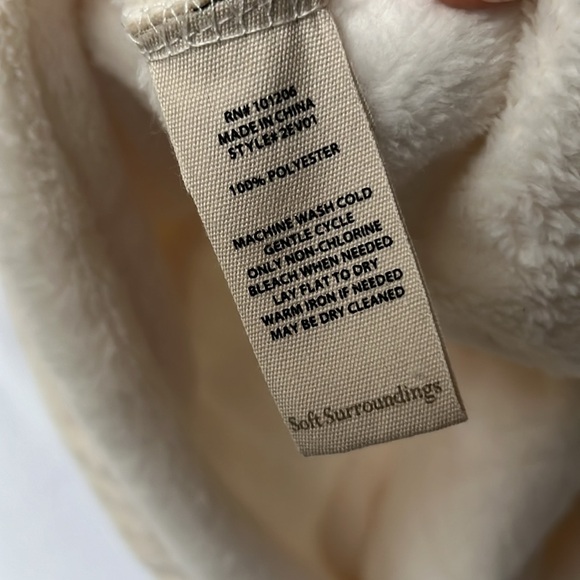 NWT Soft Surroundings Cream 1/2 Zip Pullover Sweatshirt. SzSM - Picture 9 of 11
